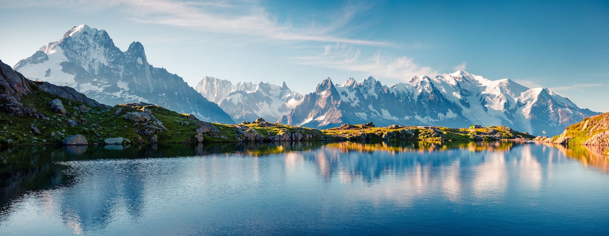 Mont blanc la reÌgion camping les iÌ‚les passy