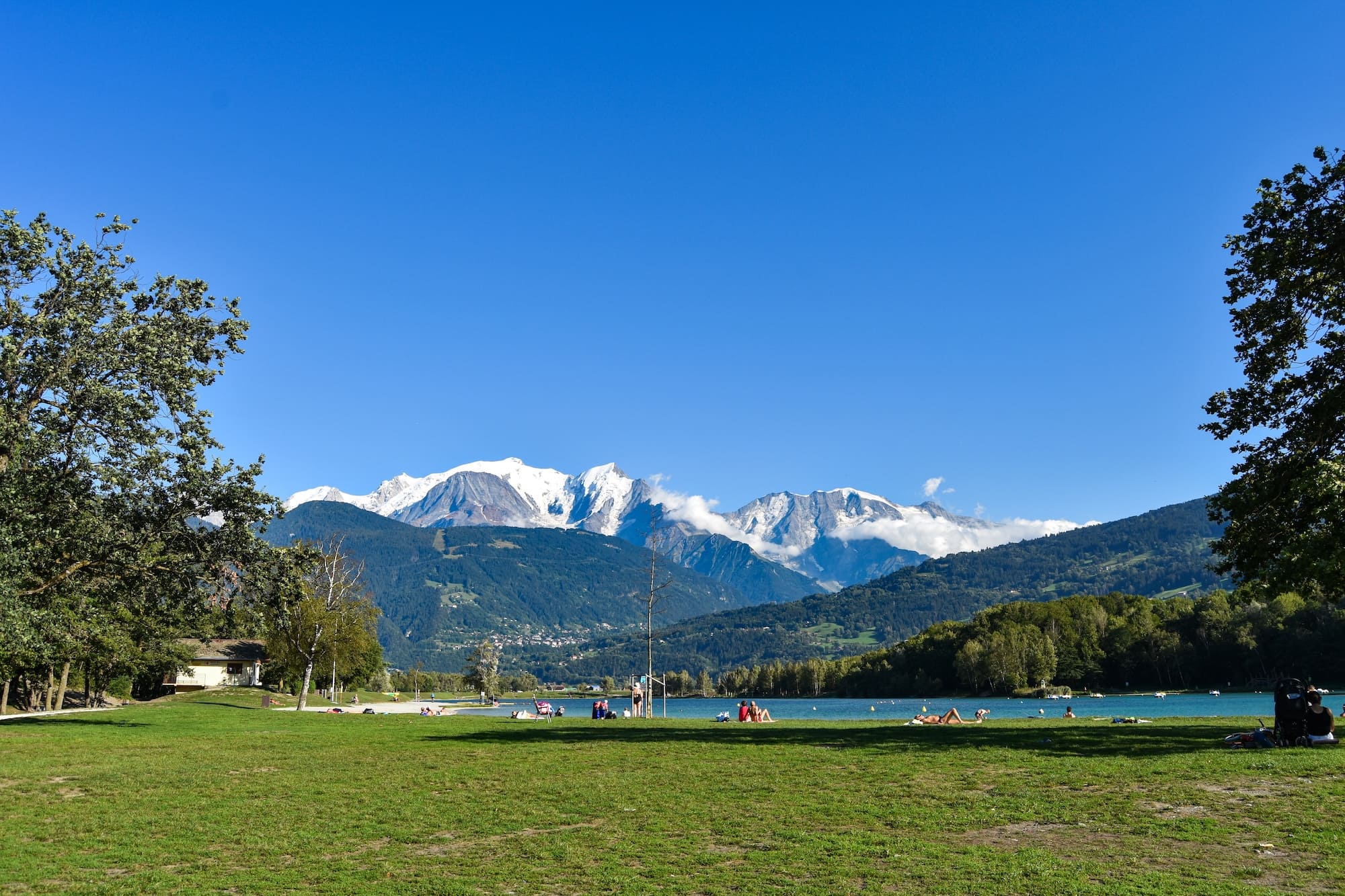 camping les iÌ‚les lac de passy baignade