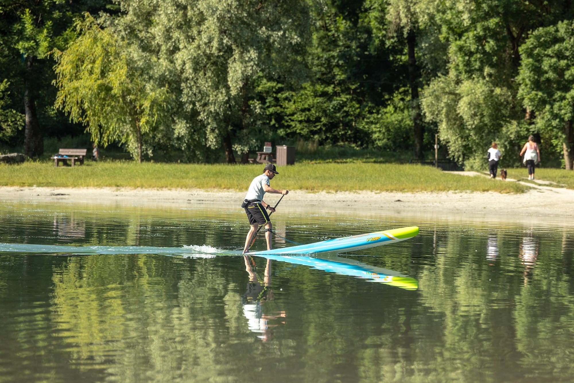 camping les iÌ‚les passy lac jeux activiteÌs paddle lac famille
